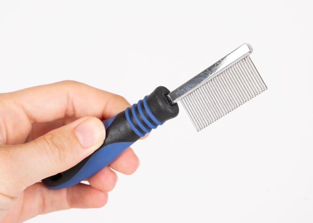 Showtech peineta con mango pequeña